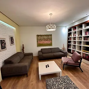 https://center-apartment-easy.albaniahotels.org